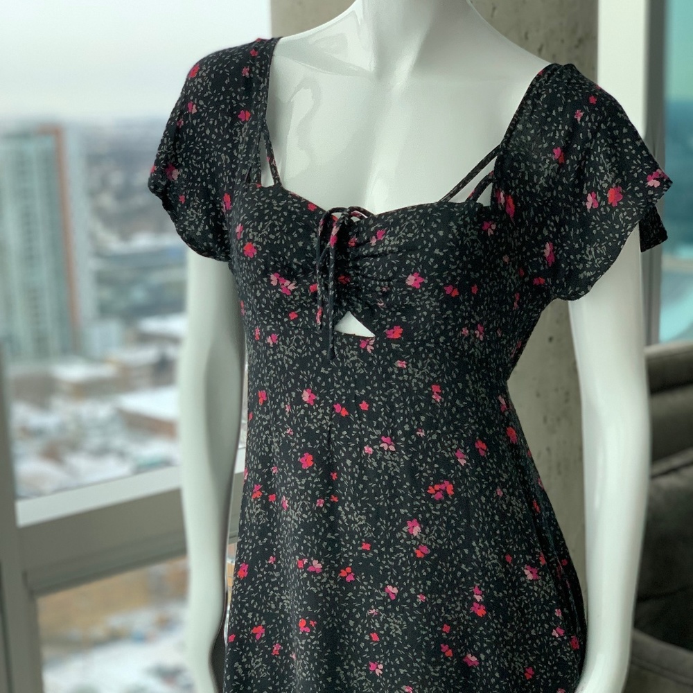 Volcom Black and Floral Sundress - Worn twice